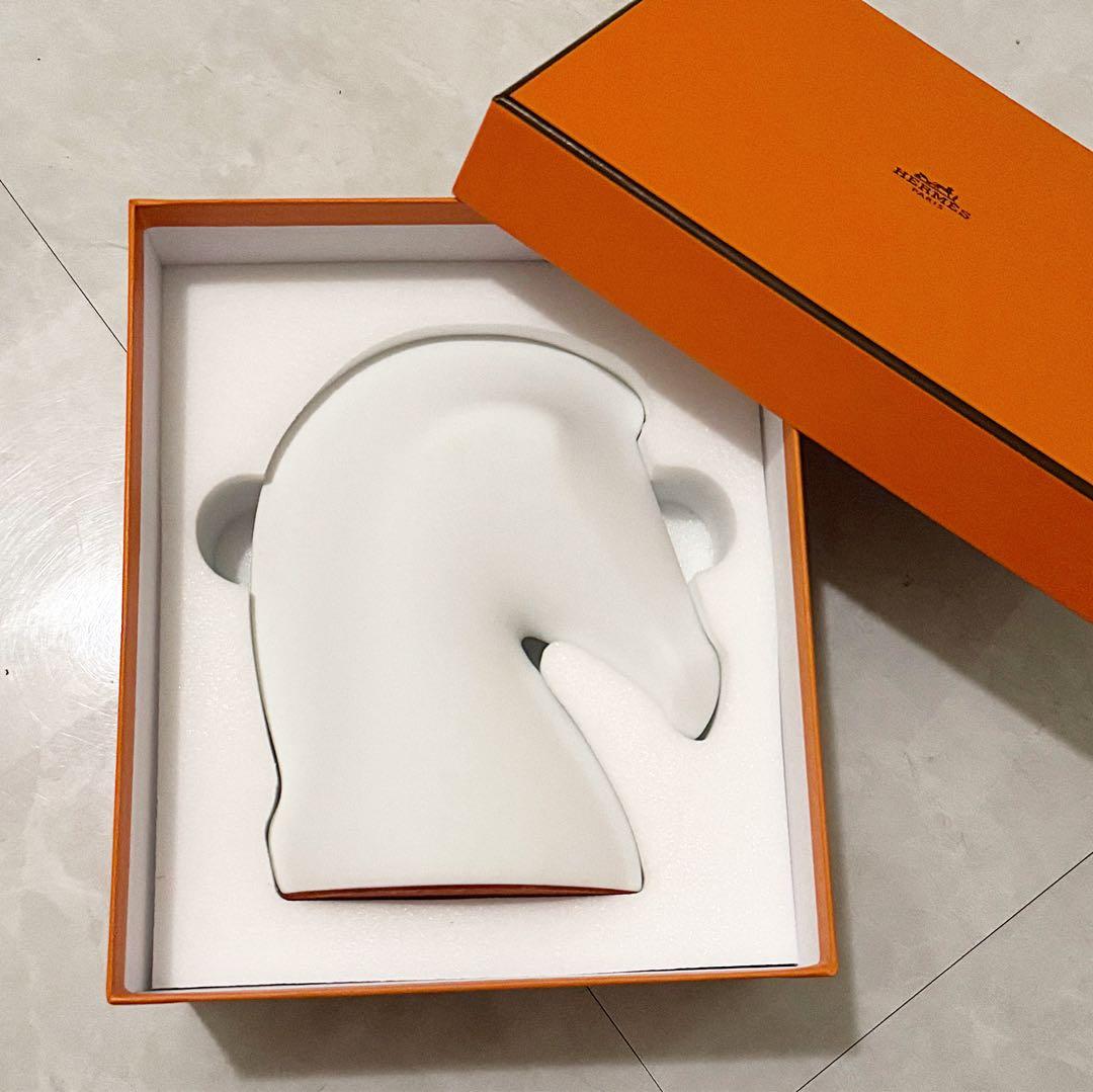 エルメス 置物 馬