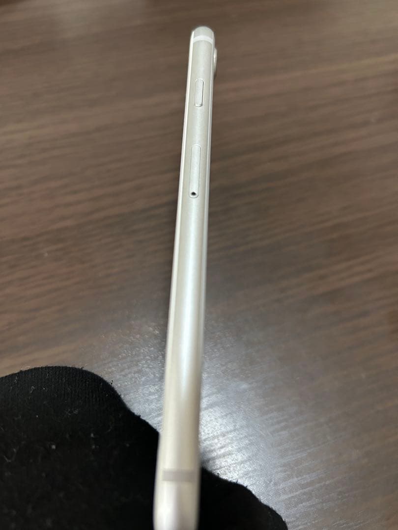 iPhone8 シルバー 64GB SIMフリー 初期化済み iFace付き