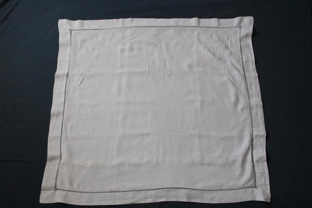 フランスアンティーククッションカバー France Antique \"P・F\"蝶