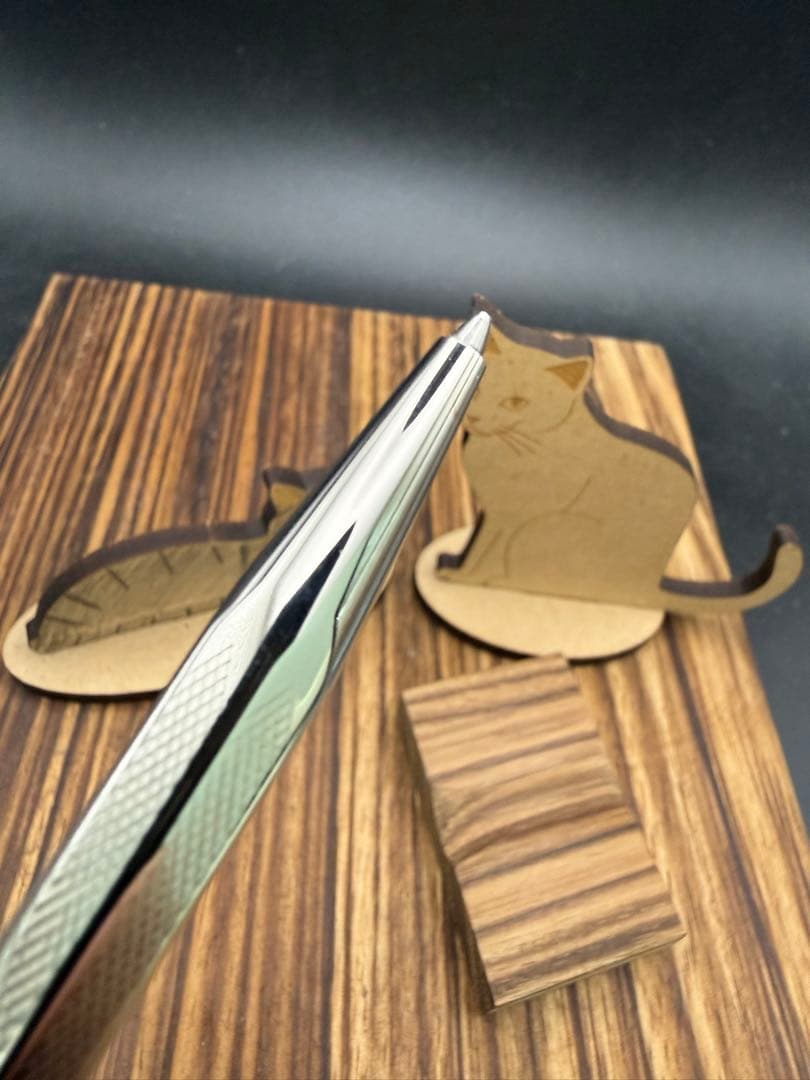 Caran d'Ache ボールペン レトロ