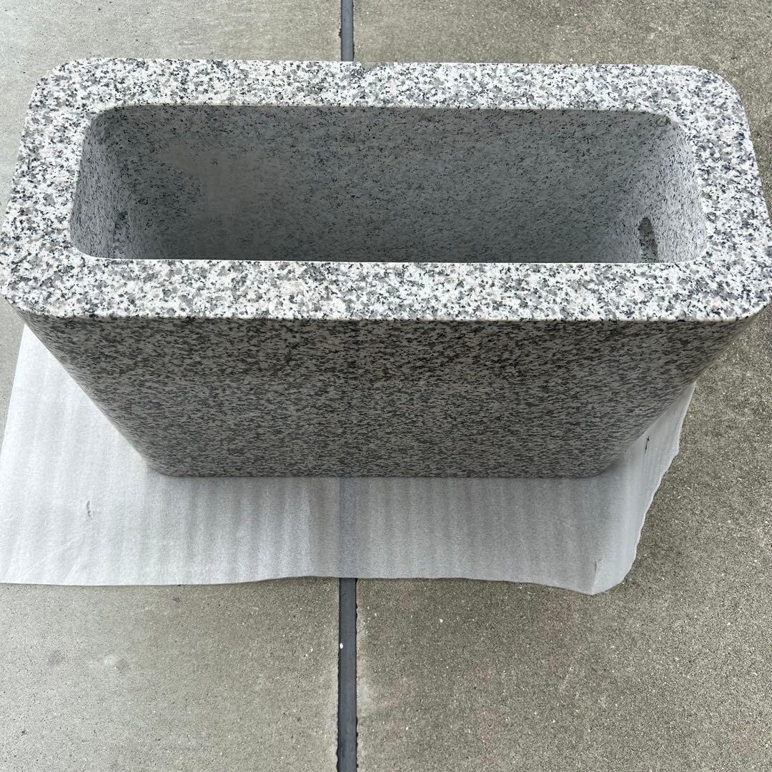 御影石　花崗岩　テーブル　台座持ち手加工あり　天板仕上げ　天板台座合わせ加工あり