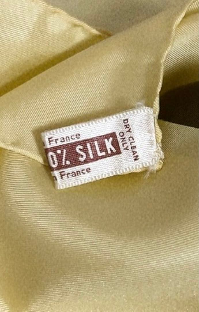 ルイヴィトン　LOUIS VUITTON スカーフ　モノグラム　ブラウン