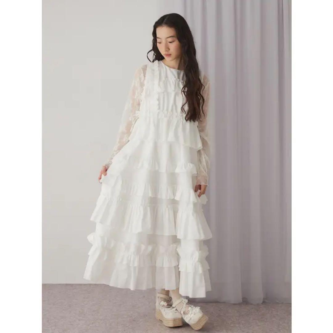 フリルティアードワンピース