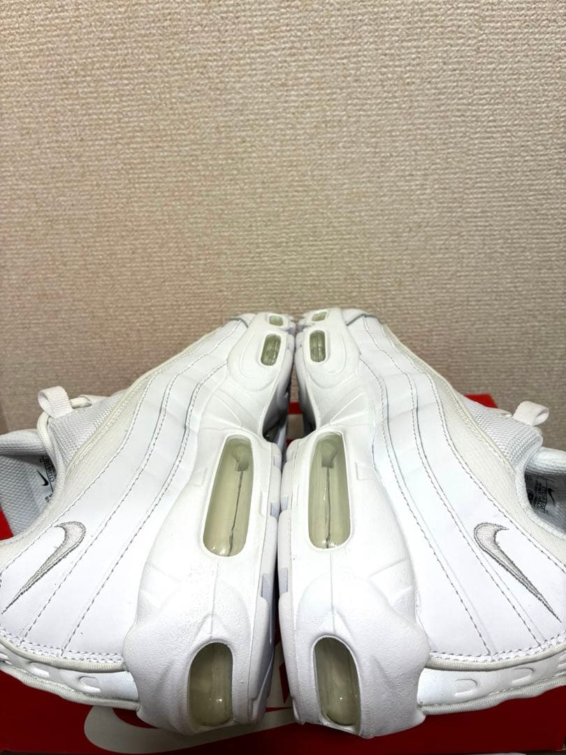 【新品未使用】NIKE AIRMAX 95 ESSENTIAL 26.5㎝
