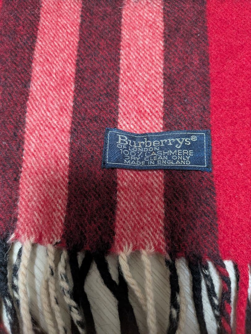暖かいロングBurberrys カシミヤ チェックマフラー 赤