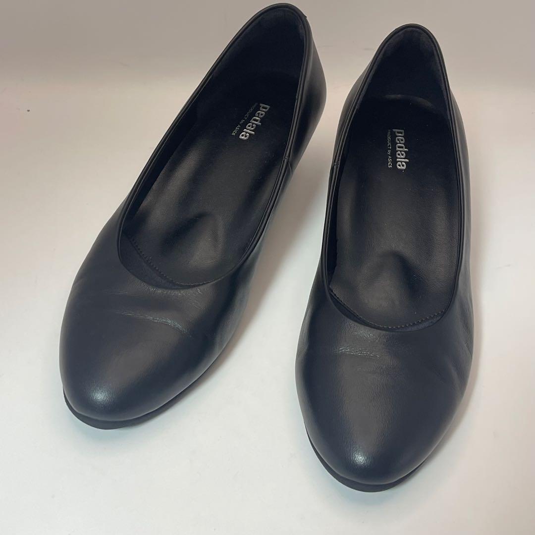 【美品】アシックスpedala ペダラ ローヒールパンプス 3E ワイド 黒 革