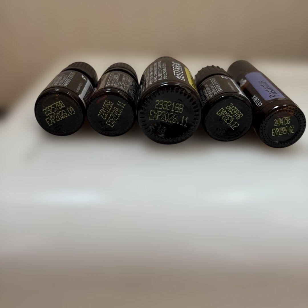 doTERRAエッセンシャルオイル30本　木箱付