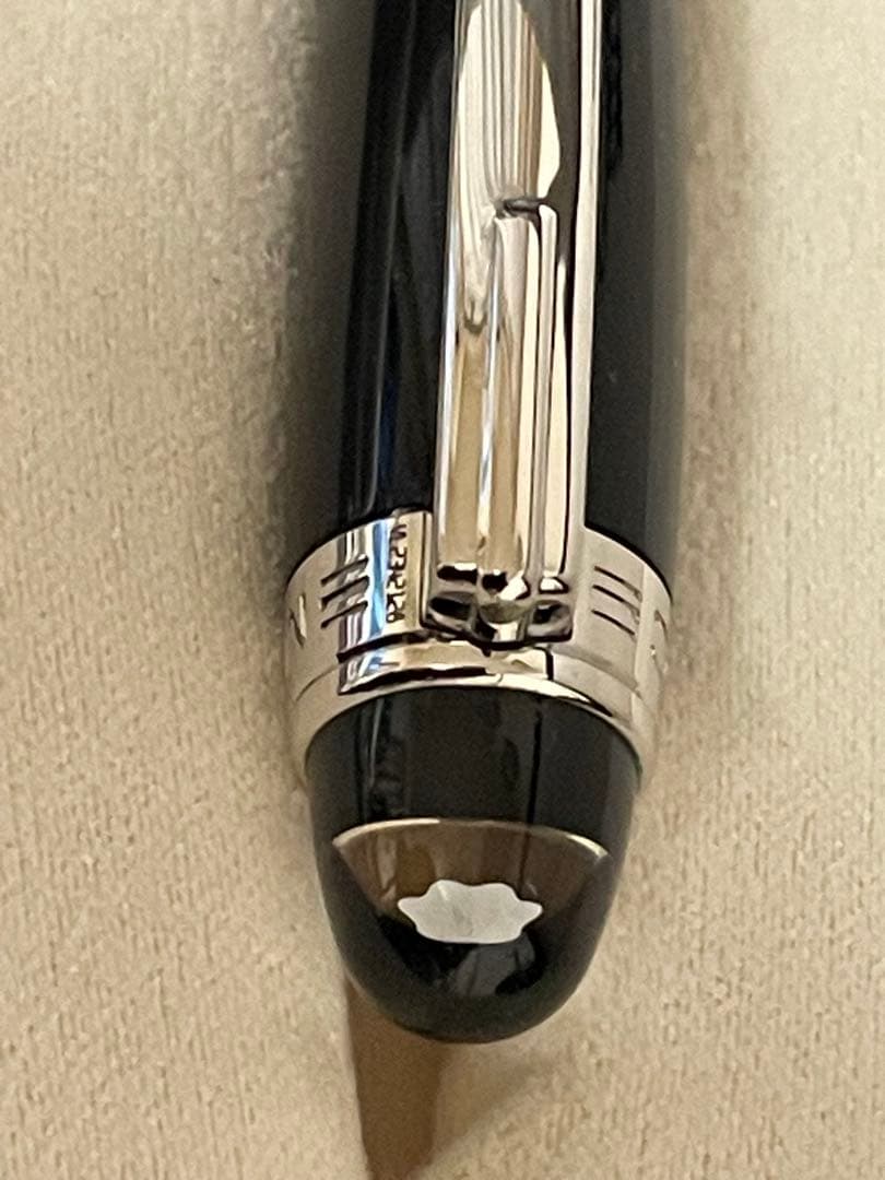◾️美品◾️モンブラン スターウォーカー◾️キャップ式ボールペン◾️ローラーボール◾️
