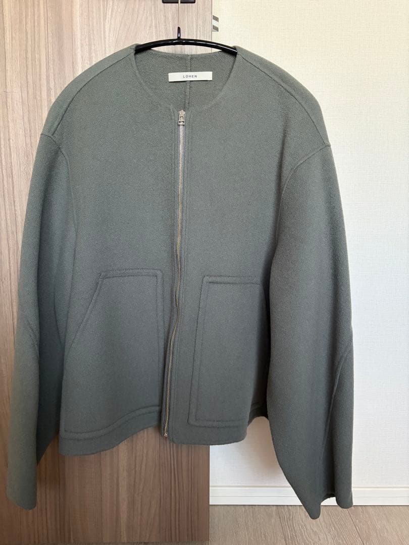 <LOHEN>バックフォルムリバーZIPブルゾンコート グレー