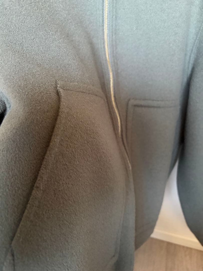 <LOHEN>バックフォルムリバーZIPブルゾンコート グレー