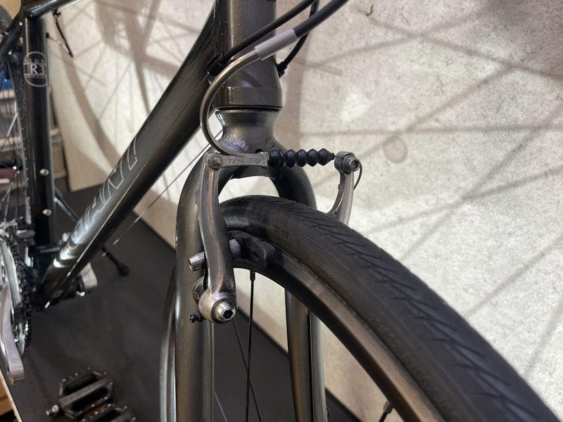 GIANT ESCAPE R3 クロスバイク sizeM　グレーカラー