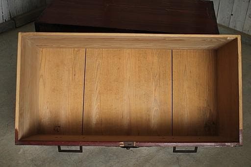 綺麗な打ち出し金具庄内箪笥　タンス　収納　古家具　古民家　時代家具