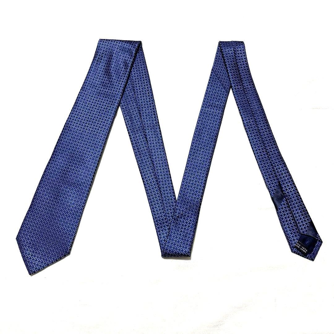 新品タグ付　サルヴァトーレフェラガモ　ネクタイ　ネイビー　シルクジャガード