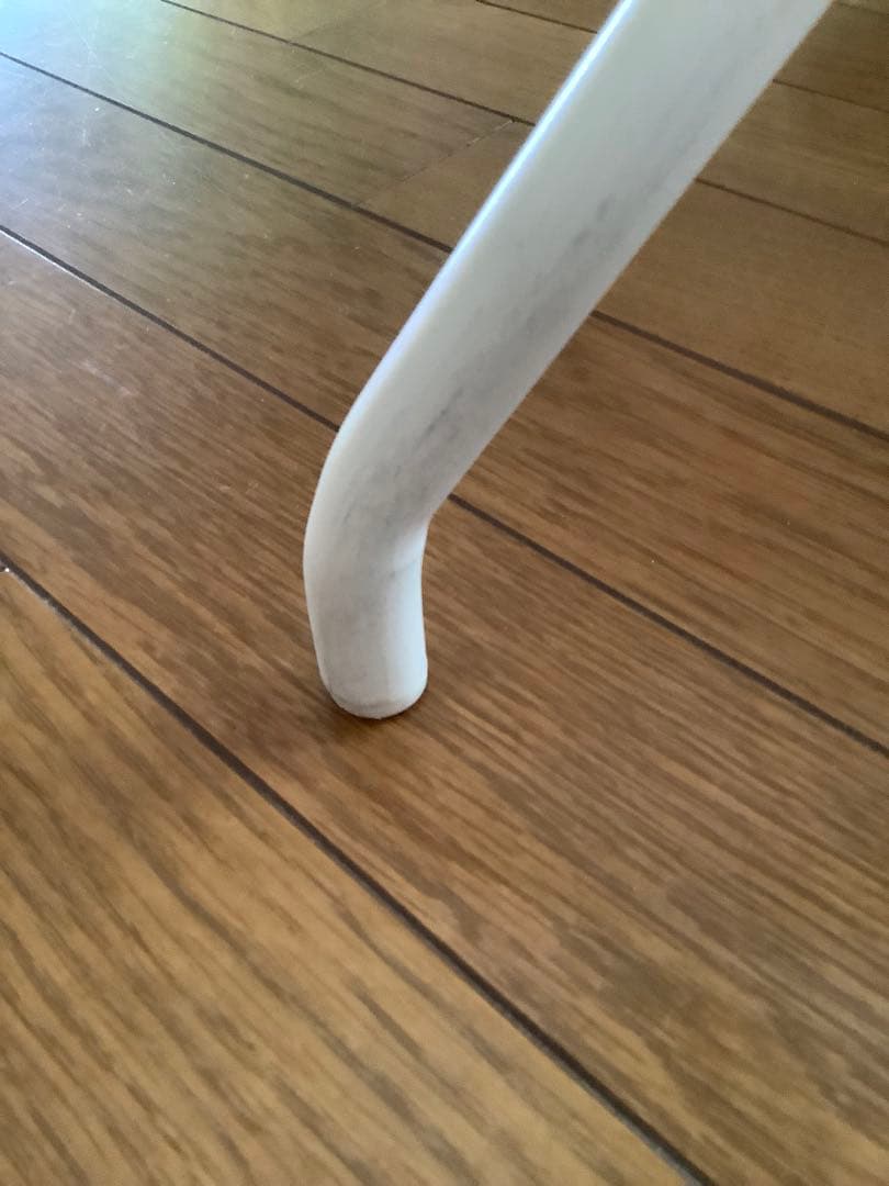 コクヨ　回転式チェア①