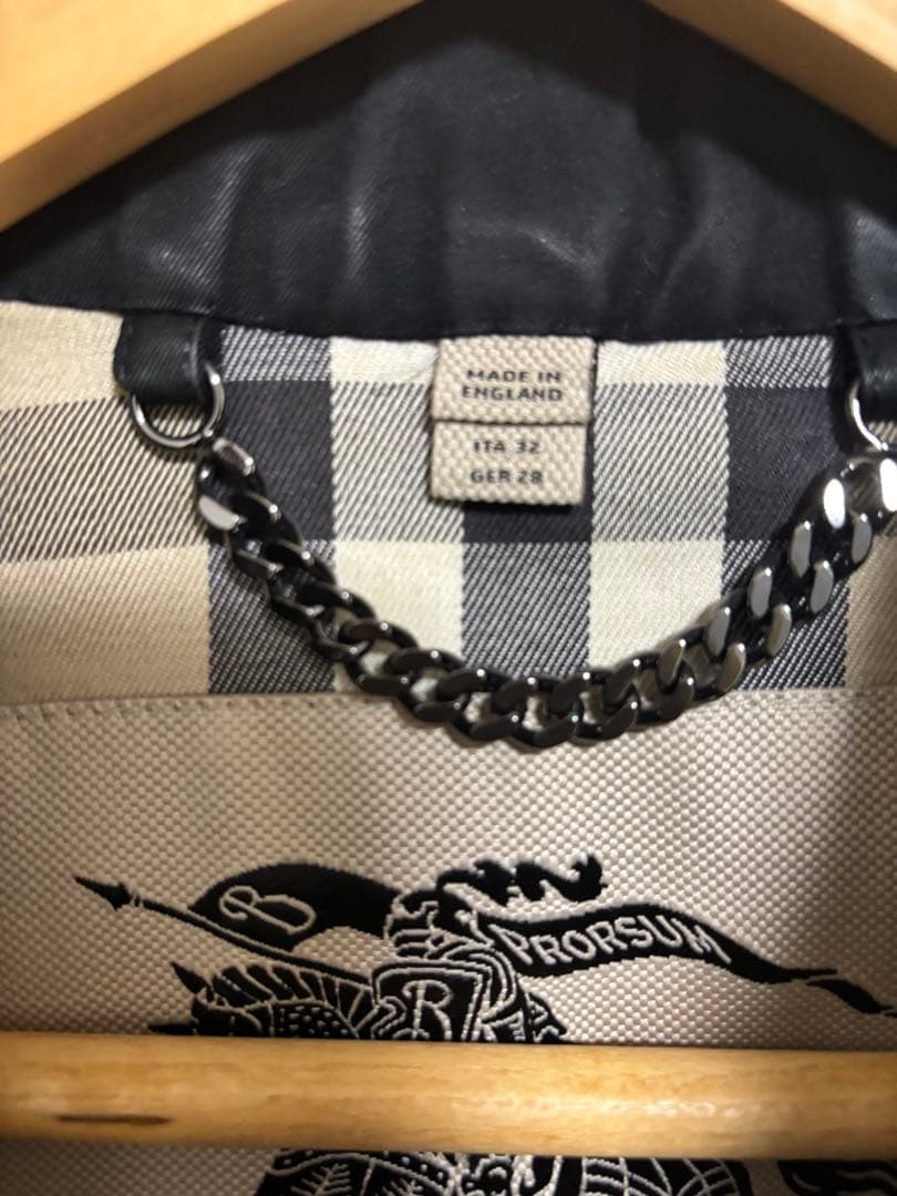 バーバリー　BURBERRY トレンチコート