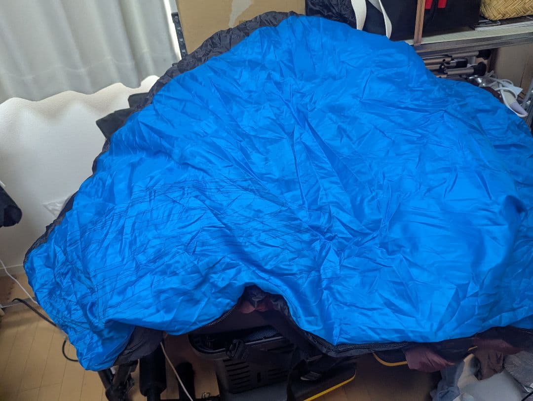 美品マムート寝袋AJUNGILAK IGLOO 3-seasons 195L