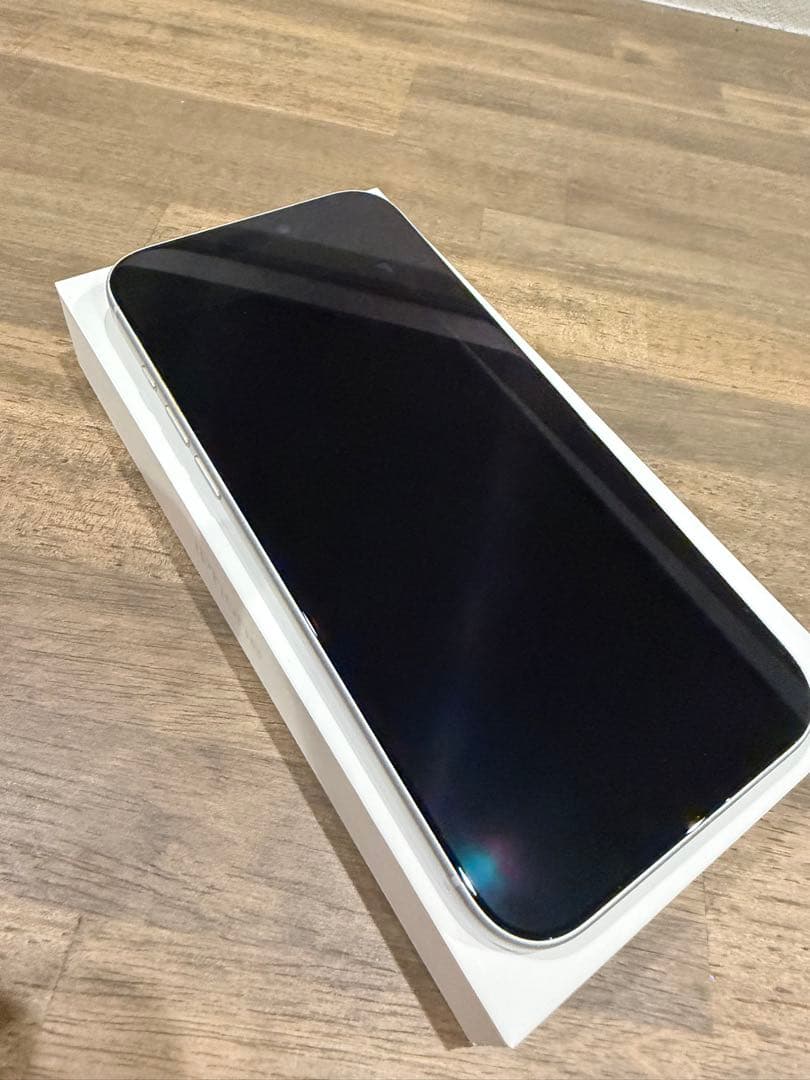 【美品】iPhone17promax 256GB シルバー