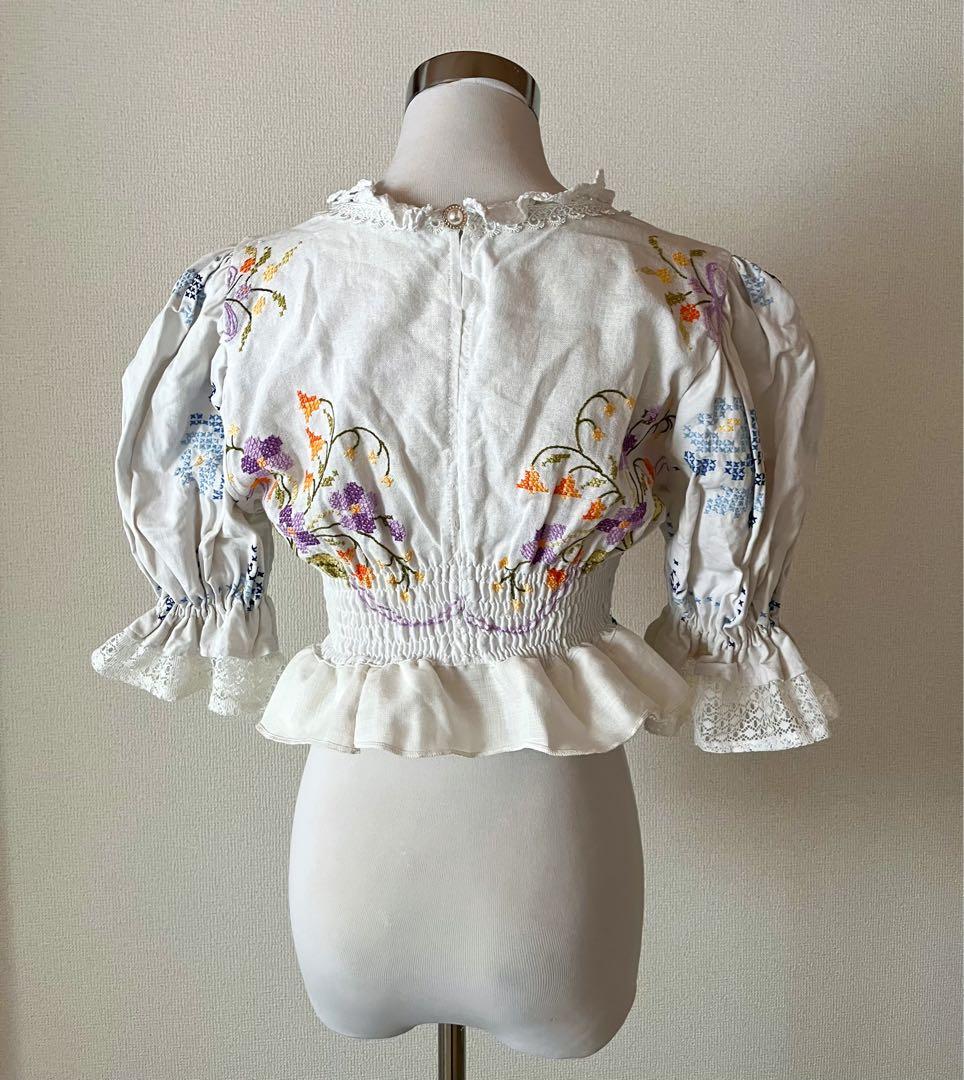 ヴィンテージ 刺繍 ブラウス 民族衣装 レース パフスリーブ リメイク　古着