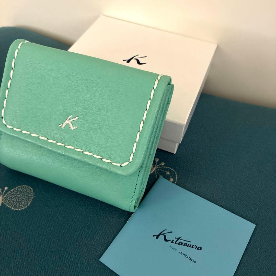 極美品　キタムラ　二つ折り財布　ティファニーブルー　ステッチ