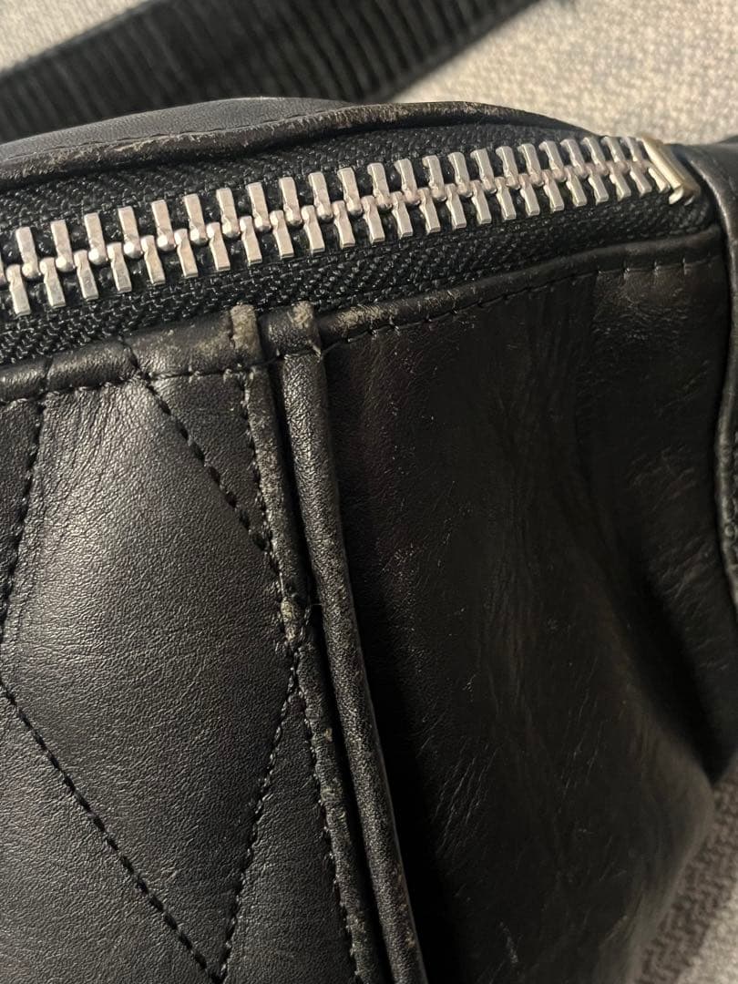 SCHOTT PADDED BODY BAGボディバッグ