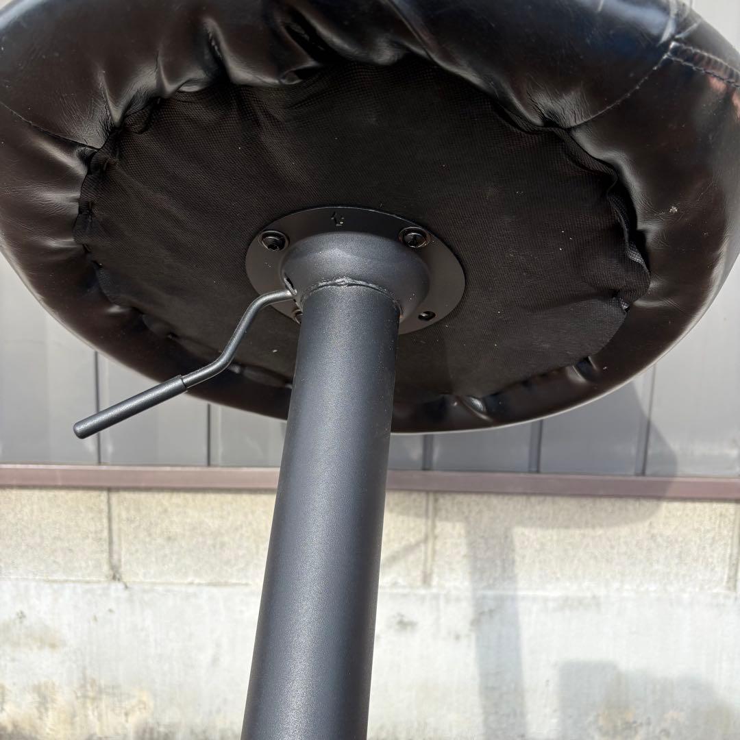 北欧レトロ キルティングレザー 回転式 カウンターチェア バーチェア 古家具 黒