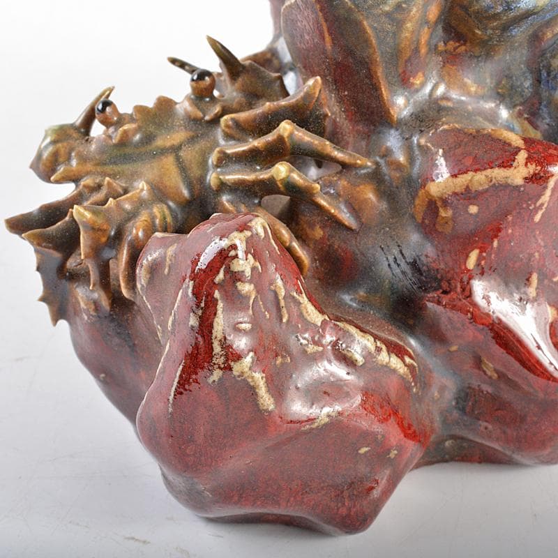 くまくま　中国　石湾陶器　岩に蟹　置物　在銘　F　R5156