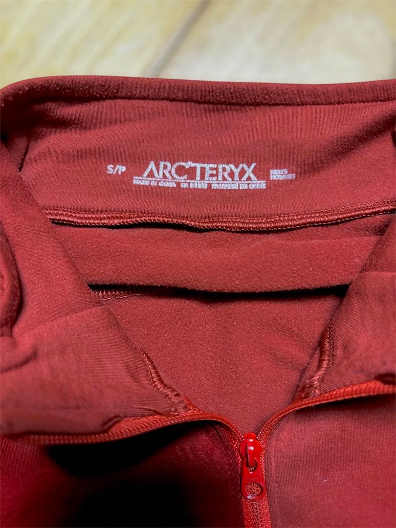 アークテリクス Arc'teryx ハーフジップ　長袖カットソー メンズSサイズ