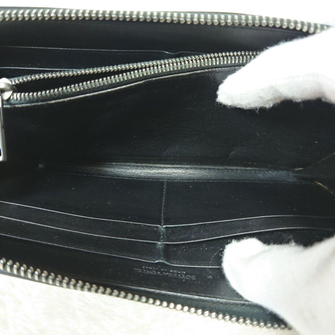 BOTTEGA VENETA イントレチャート 長財布 ラウンドジップ ブラック