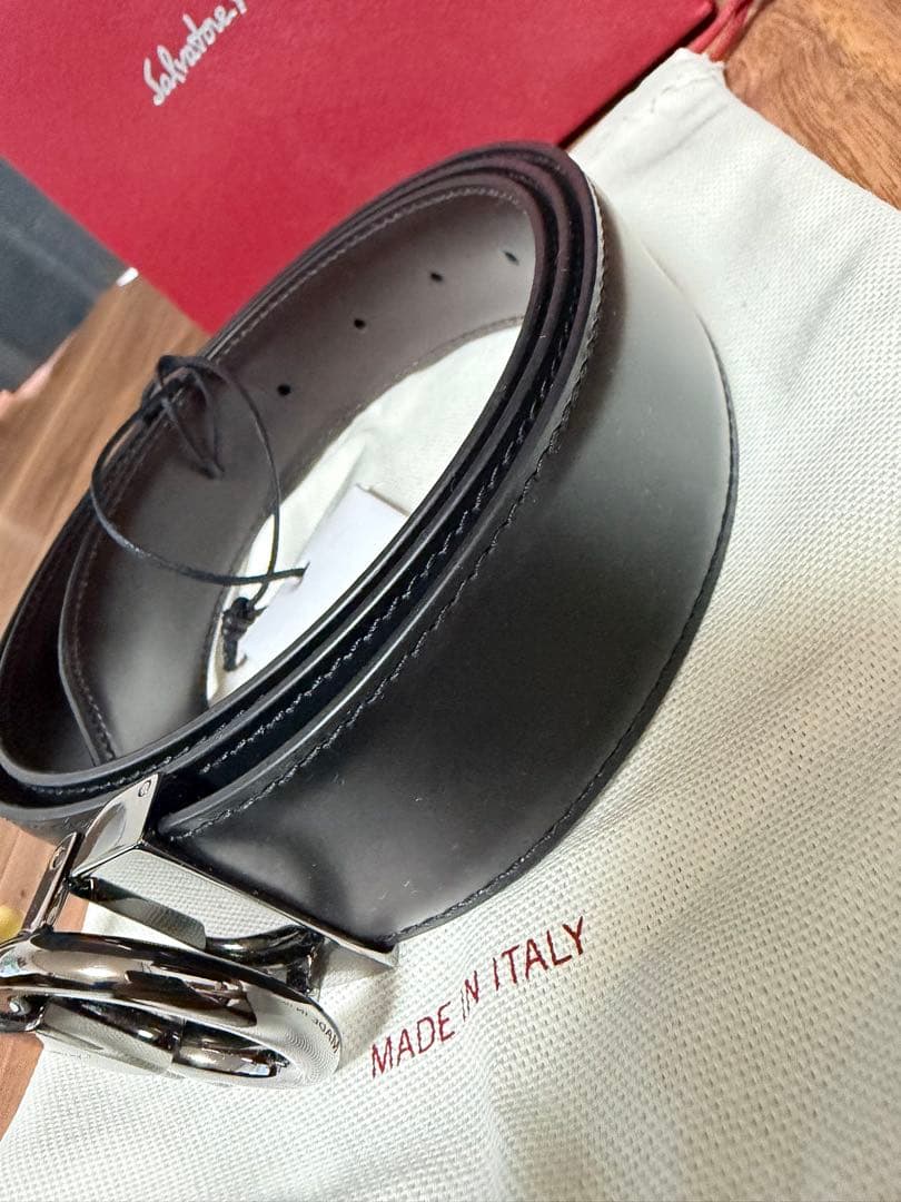 Salvatore Ferragamo フェラガモ　ブラック ベルト新品