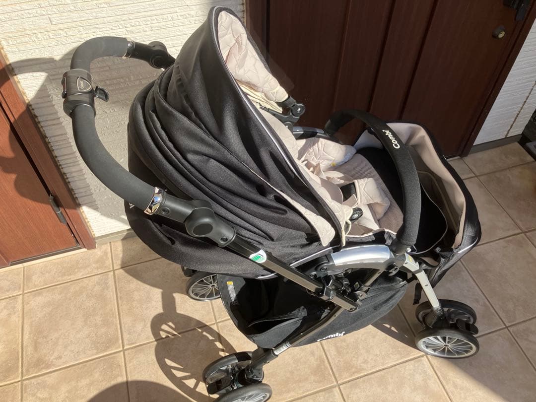 【上位モデル】Combi アンブレッタ4キャス ◉プレミアム エッグショック
