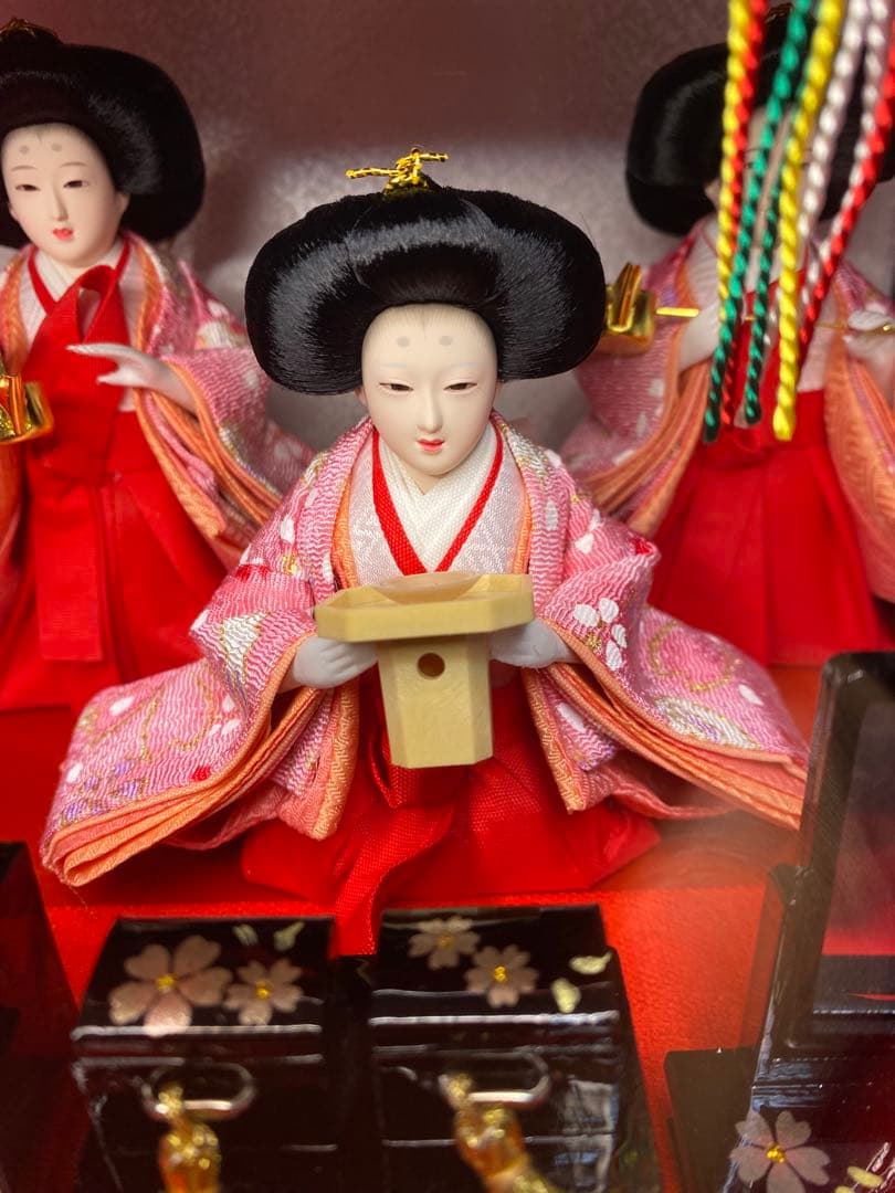 雛人形　五人飾り円型アクリルケース入・間口約４４×奥約２３×高約４５㎝