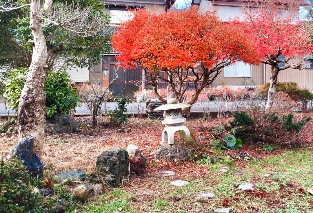 日本庭園 自然石 庭石セット 数個【石川県引き取り限定】