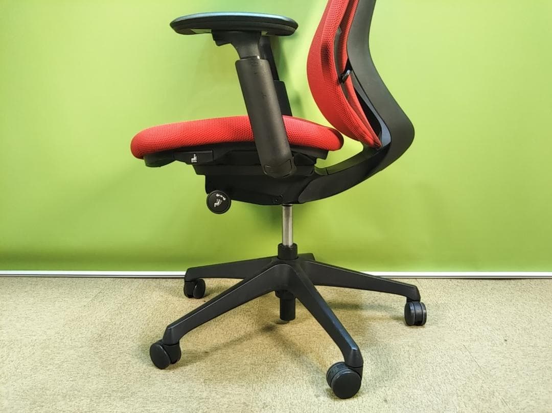 zw　オカムラ　シルフィーチェア　前傾機能　ハイバック　クッションタイプ 中古