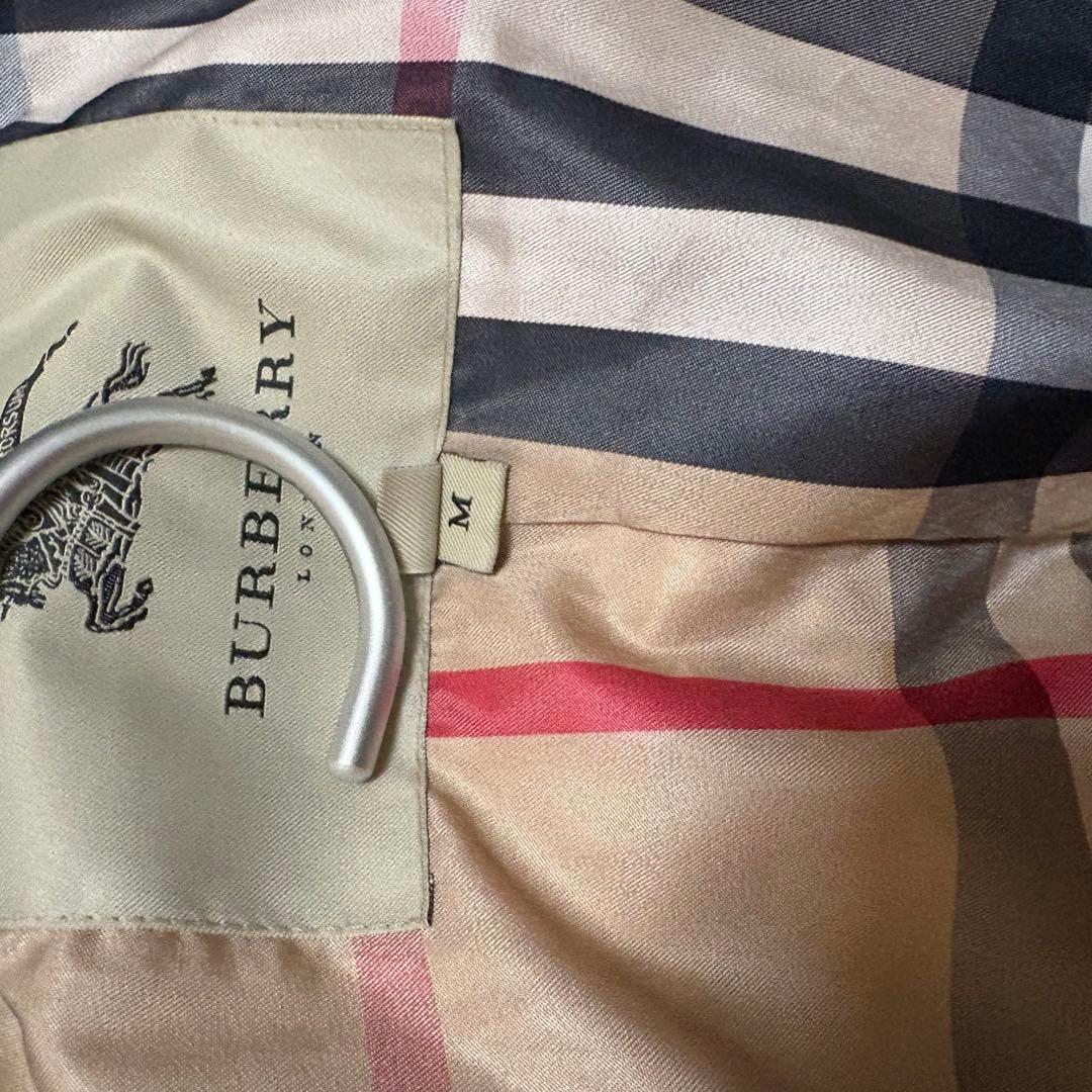 バーバリー　ダウンジャケット コート フード　ベルト付き　黒 M