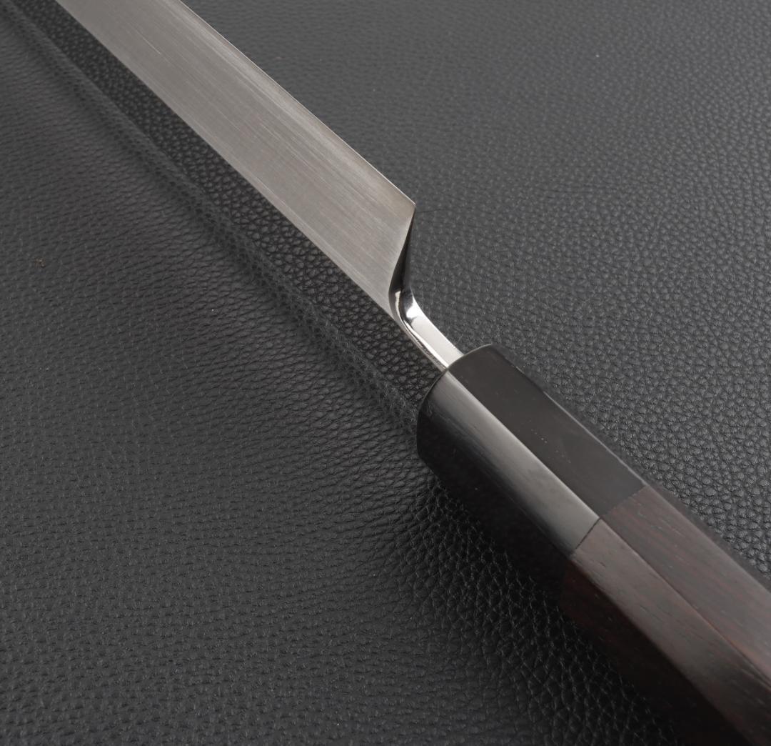11186先丸包丁 尺二 刺身包丁 鏡面仕上げ 刃は究極の切れ味黒檀黒水牛八角柄