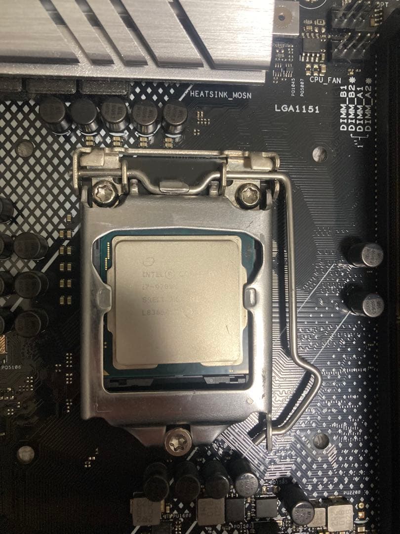 【マザボ,CPU2点セット】　corei7 9700K＋マザーボードセット