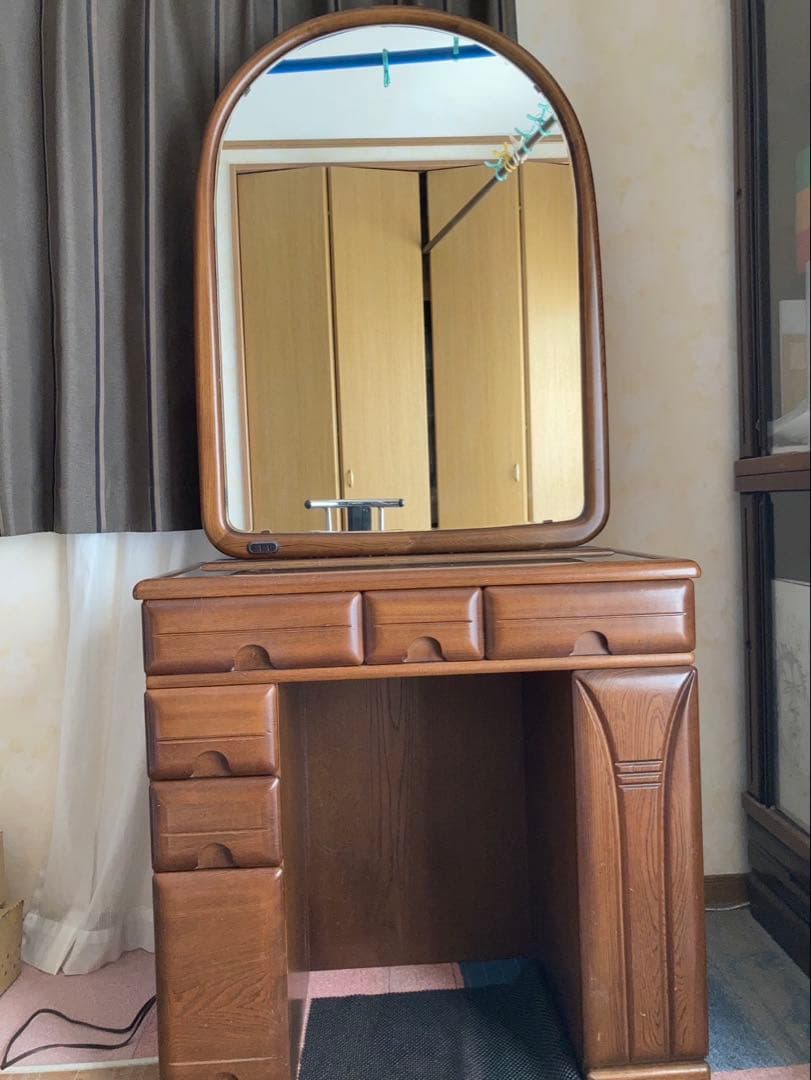 ブラウン　木製　ドレッサー　鏡台　化粧鏡　ミラー　コンセント　レトロ　ブラウン