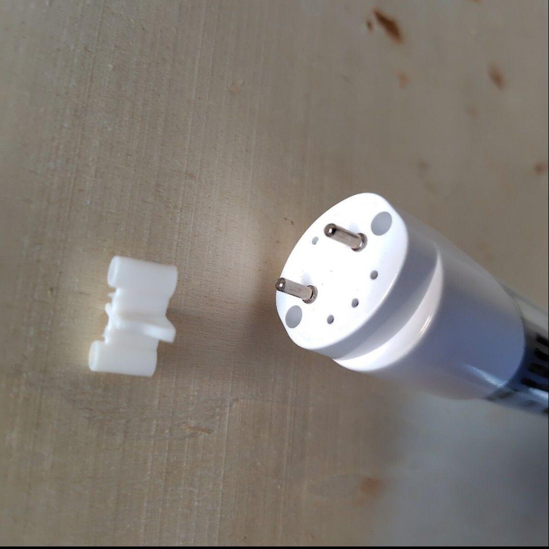 ② LED 蛍光灯 10本