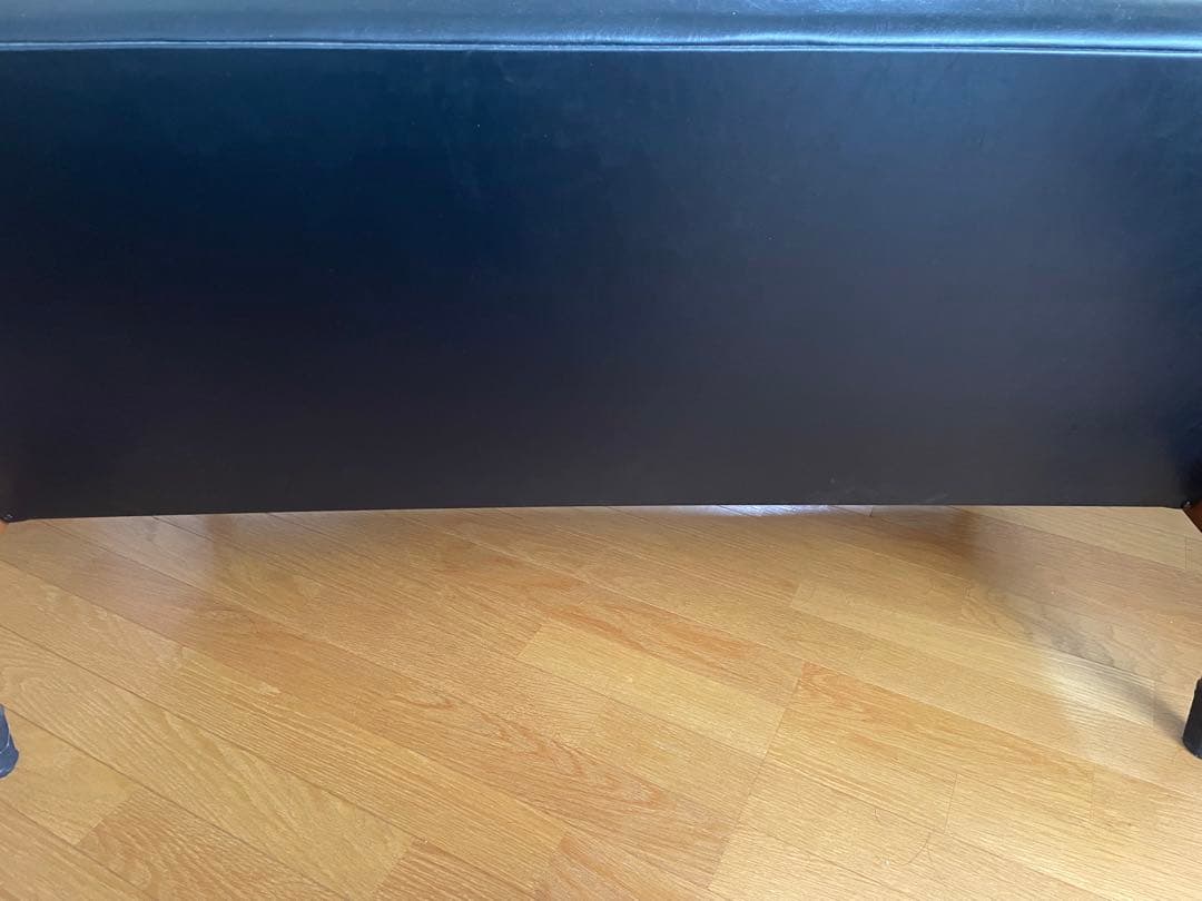 カリモク60 Kチェア 2シーター　脚カバー付き