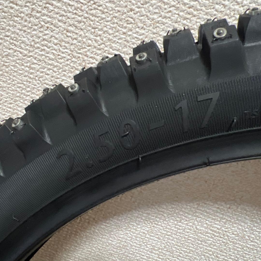 新品未使用スパイクタイヤ　TIMSUN808 2.50-17&2.75-17