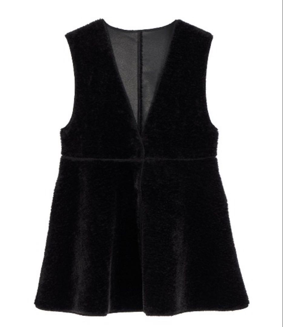 Ameri アメリ　ボア Vネック リバーシブル　ペプラム　ベスト　黒　新品