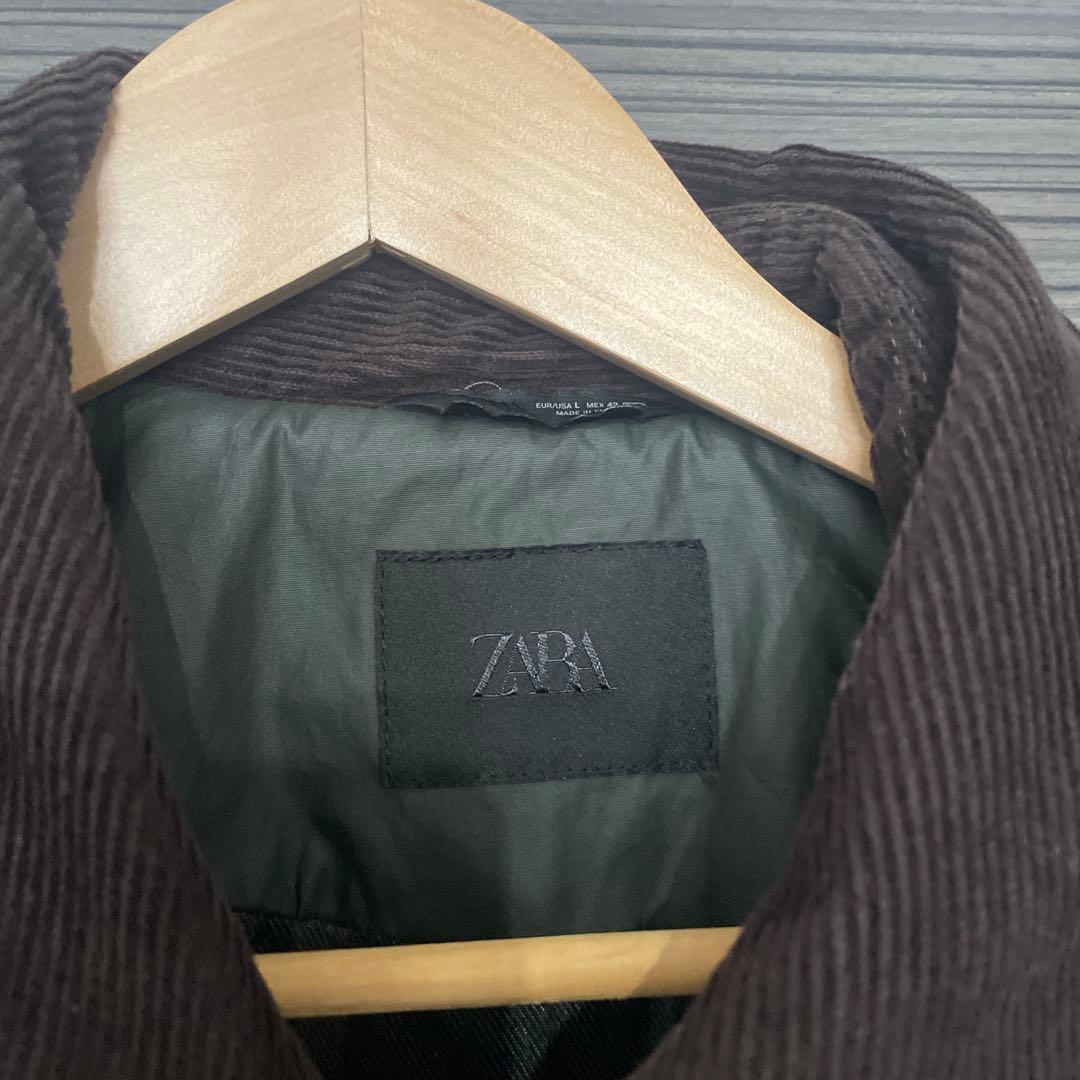 【ZARA】コントラストカラーラペル付きワックスフィニッシュトレンチコート