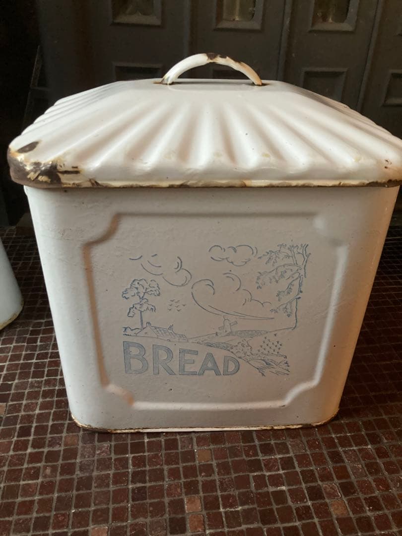 琺瑯ブレッドボックス　★アンティーク