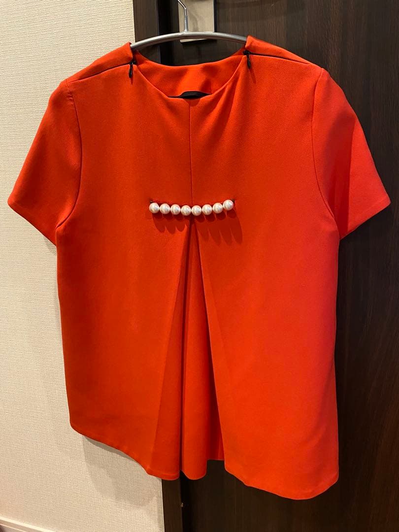 カメリア　YOKO CHAN 半袖レッドトップス