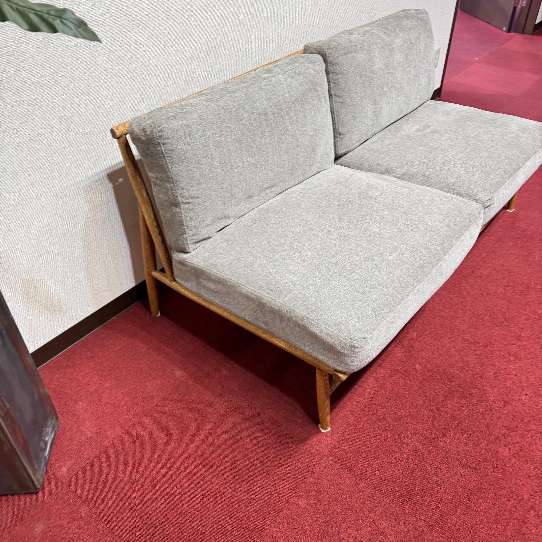 東京23区送料無料　極美品モモナチュラル２Pソファー　2024年12月購入