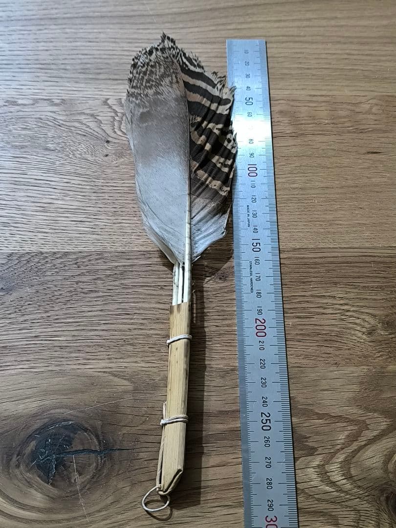 ​茶道具 羽帚（はぼうき） 三ツ羽 天然羽 箱入り羽箒