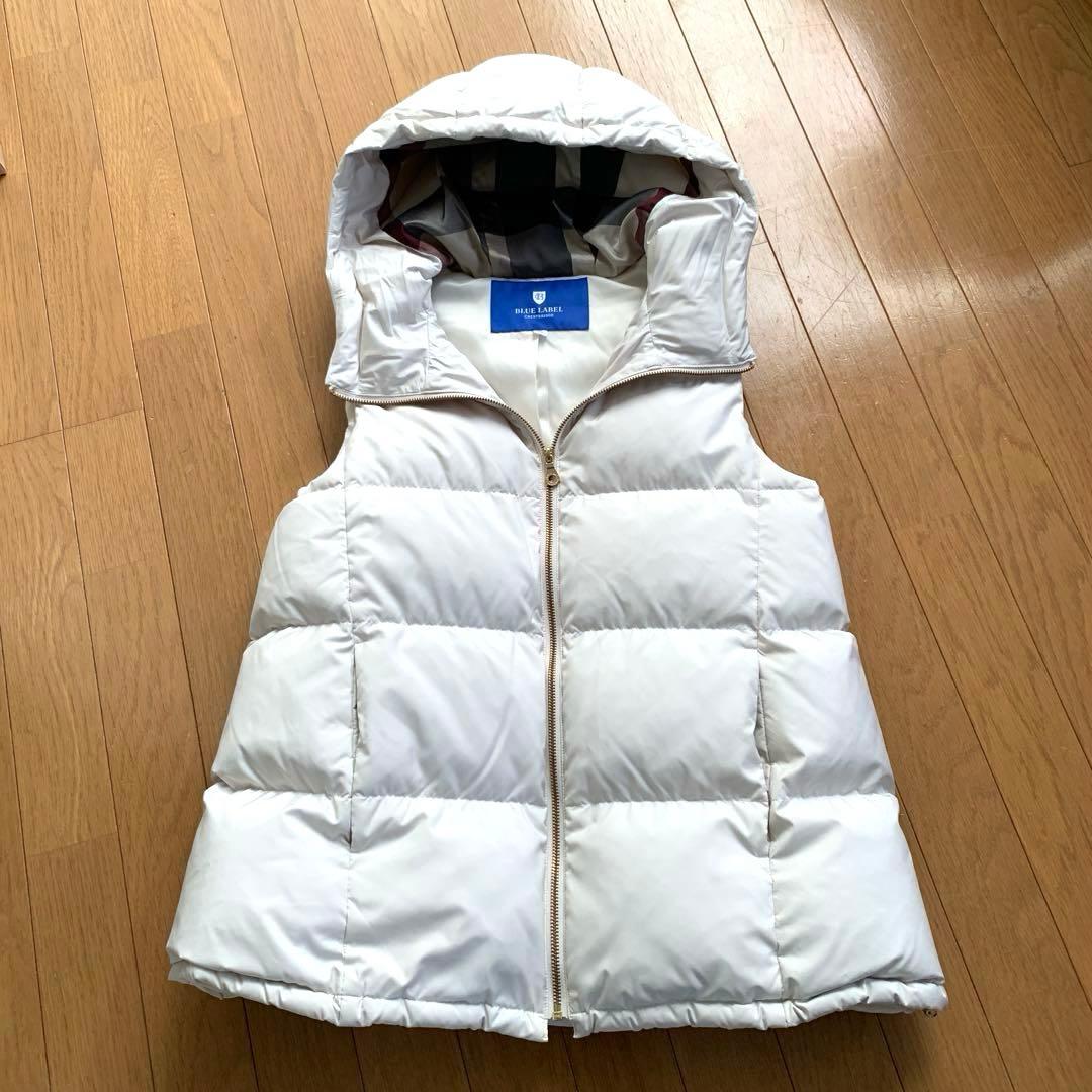美品 ブルーレーベルクレストブリッジ BLUE LABEL ダウンベスト 白