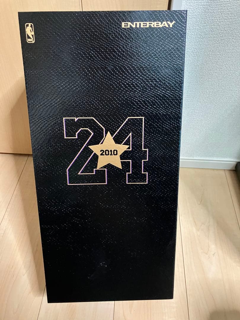 エンターベイ　リアルマスターピース NBAコレクション　コービー・ブライアント