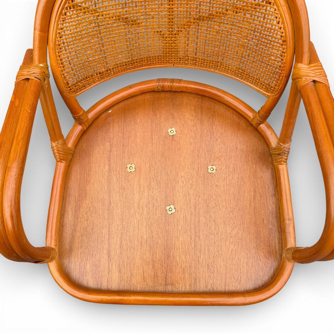 【新品】360度回転　天然ラタン 回転座椅子 籐 肘掛け付き　アウトレット