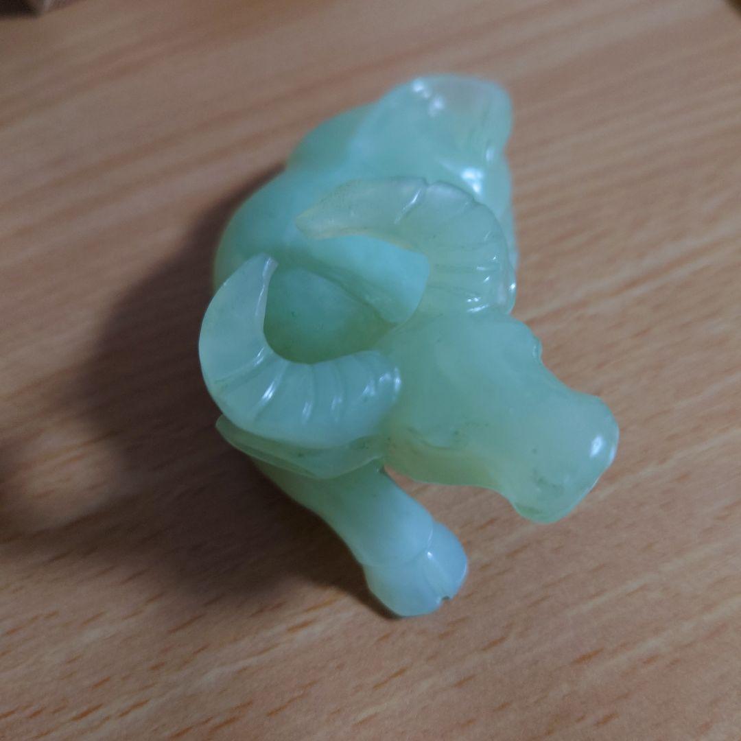 翡翠牛 置物 オリジナルボックス付き